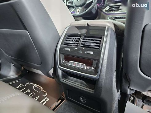 BMW X5 M 2021 - фото 22