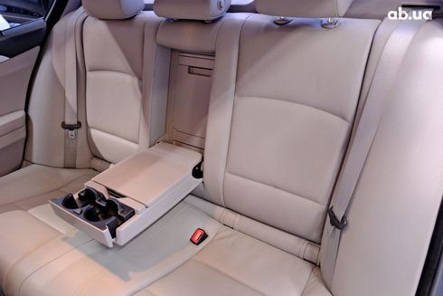 BMW 5 серия 2013 серый - фото 9
