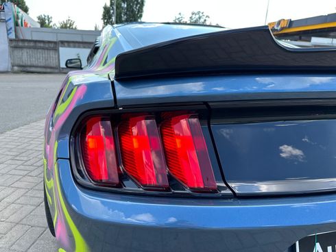 Ford Mustang 2016 синий - фото 9