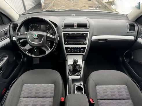 Skoda Octavia 2011 - фото 30