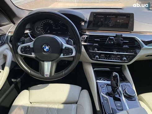BMW 5 серия 2018 - фото 21