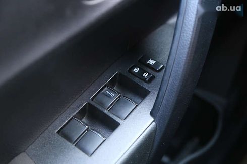 Toyota Corolla 2014 - фото 22