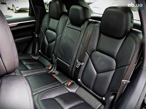 Porsche Cayenne 2017 - фото 18