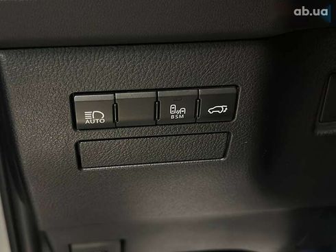 Lexus NX 2018 - фото 18