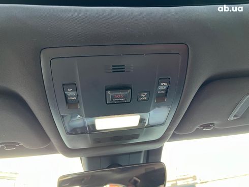 Lexus UX 2018 белый - фото 34