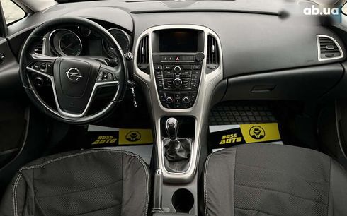 Opel Astra 2011 - фото 9