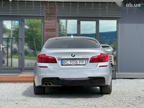 BMW 5 серия 2015 - фото 10