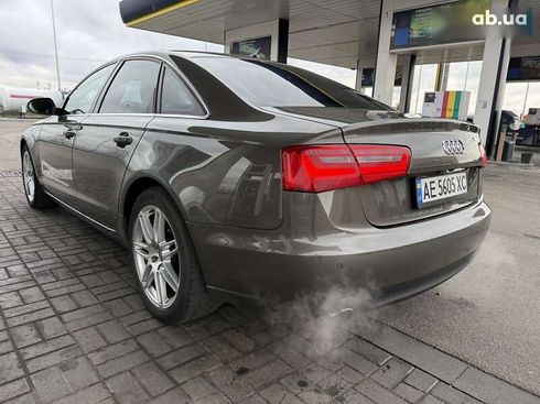 Audi A6 2011 - фото 10