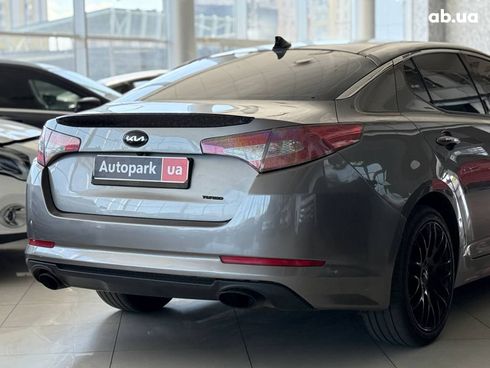 Kia Optima 2011 серый - фото 16