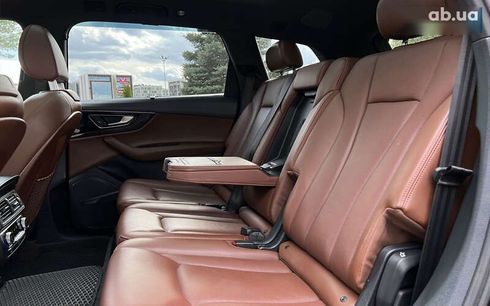 Audi Q7 2018 - фото 12