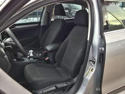 Volkswagen Passat 2017 - фото 9