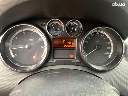 Peugeot 308 2010 красный - фото 31