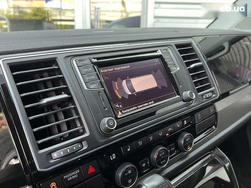 Volkswagen Multivan 2016 - фото 20