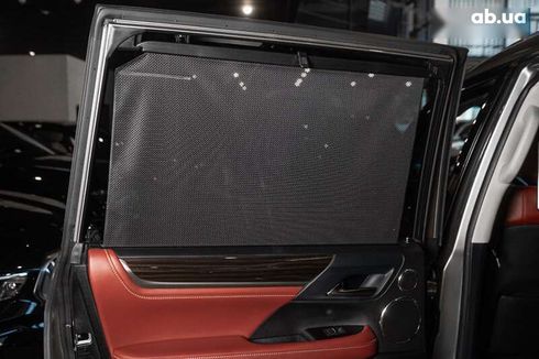 Lexus LX 2016 - фото 22