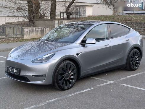 Tesla Model Y 2024 - фото 11