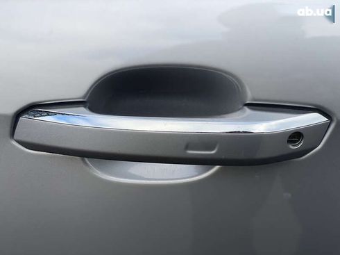 Audi A4 2020 - фото 11