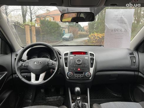 Kia Cee'd 2011 черный - фото 19
