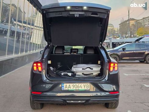 Ford Mustang Mach-E 2021 - фото 29