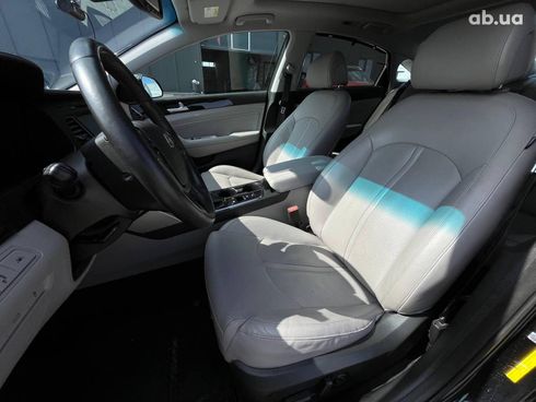 Hyundai Sonata 2015 черный - фото 10