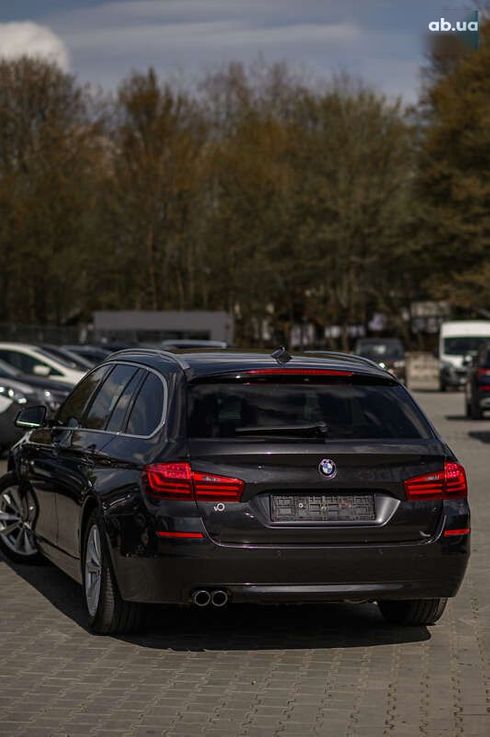 BMW 5 серия 2015 - фото 9