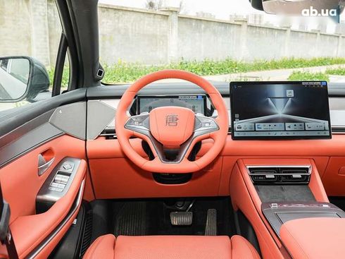 BYD Tang 2025 - фото 12