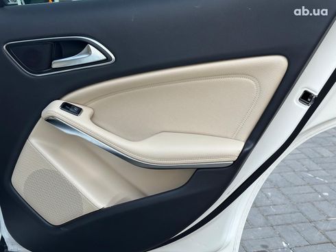Mercedes-Benz GLA-Класс 2019 белый - фото 19
