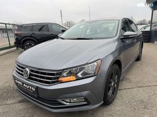 Продажа б/у Volkswagen Passat 2016 года - купить на Автобазаре