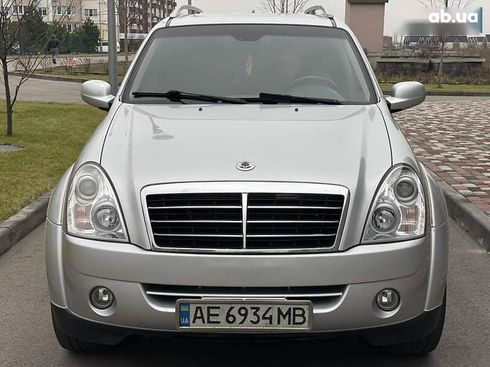 SsangYong Rexton 2011 - фото 2