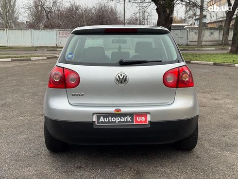Volkswagen Golf 2005 серый - фото 6