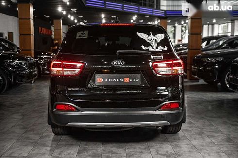 Kia Sorento 2016 - фото 8