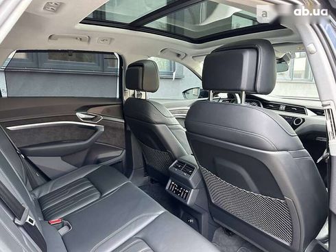 Audi E-Tron 2019 - фото 18