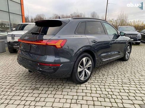 Audi Q8 e-tron 2023 - фото 7