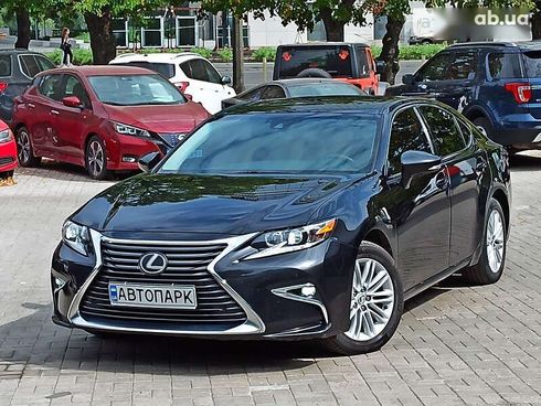 Lexus ES 2017 - фото 3