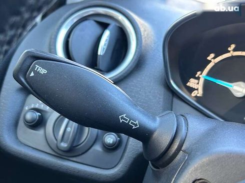 Ford Fiesta 2016 - фото 20