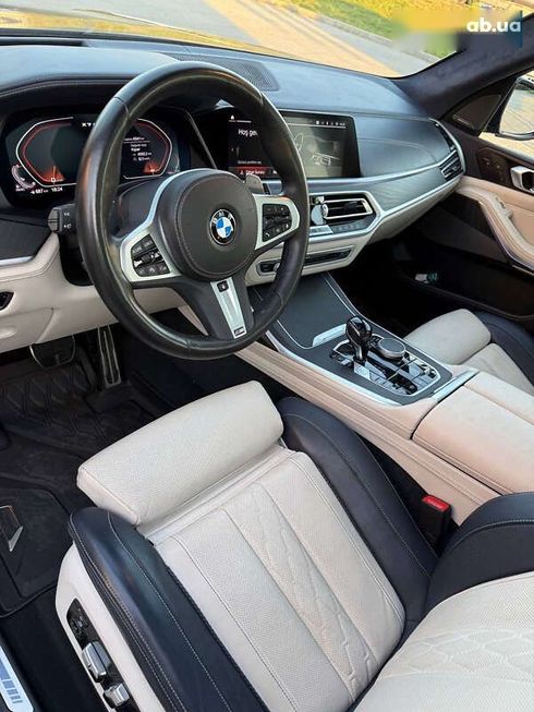 BMW X7 2022 - фото 21
