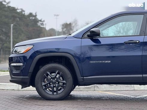 Jeep Compass 2018 - фото 12