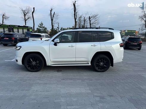 Toyota Land Cruiser 2022 - фото 4