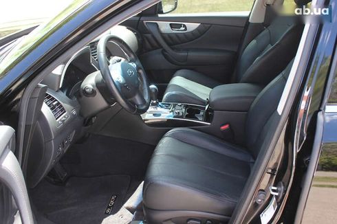 Infiniti QX70 2017 - фото 27