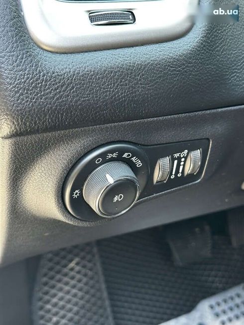 Jeep Compass 2018 - фото 10