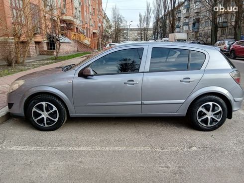 Opel Astra 2007 серый - фото 2