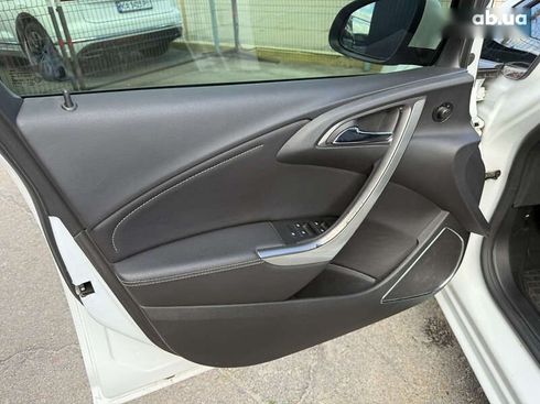 Opel Astra 2015 - фото 11