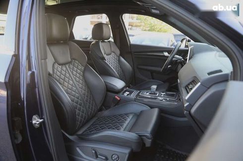 Audi SQ5 2018 - фото 17