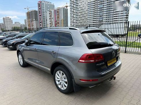Volkswagen Touareg 2013 - фото 4
