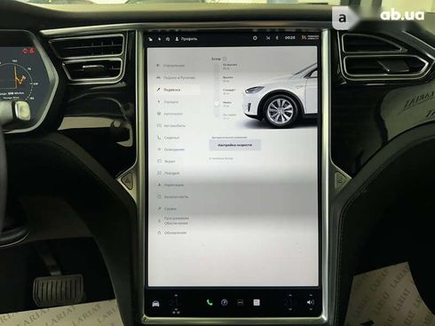 Tesla Model X 2017 - фото 15