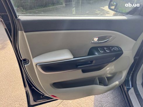 Kia Sedona 2014 синий - фото 19