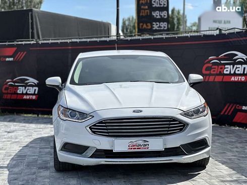 Ford Fusion 2018 - фото 11