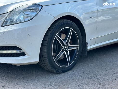 Mercedes-Benz E-Класс 2011 белый - фото 3