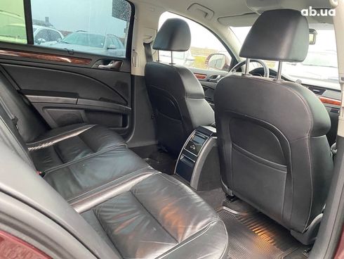 Skoda Superb 2009 красный - фото 26