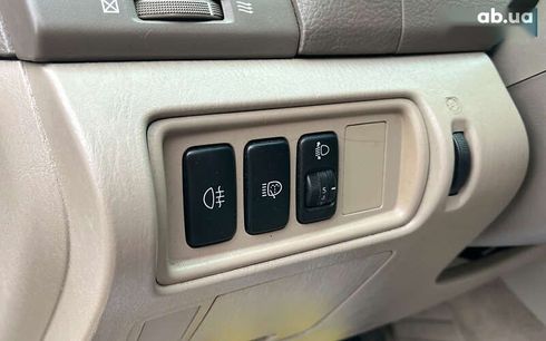 Toyota Camry 2004 - фото 19