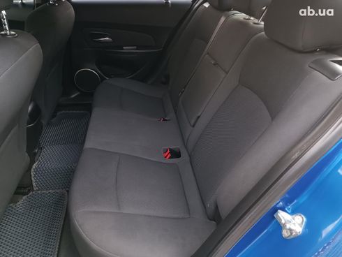 Chevrolet Cruze 2011 синий - фото 28
